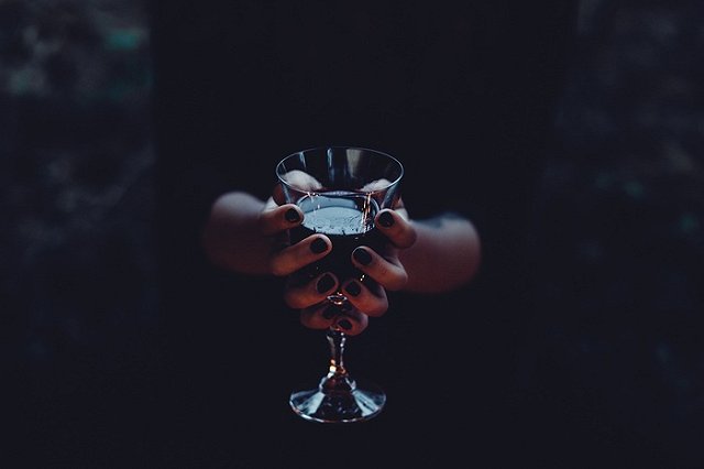 Свердловский депутат подозревается в развращении несовершеннолетней