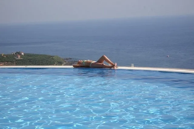 Эксперт: Вирус Коксаки призван поднять популярность российских курортов