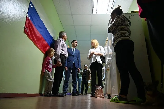 В Минсоцполитики рассказали, кем работают прибывшие в Свердловскую область жители ЛНР, ДНР и Украины