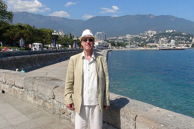 Екатеринбургский пенсионер получил реальный срок после того, как посидел в машине со студенткой