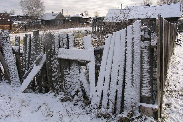 В садовом доме в Среднеуральске произошло двойное убийство с поджогом