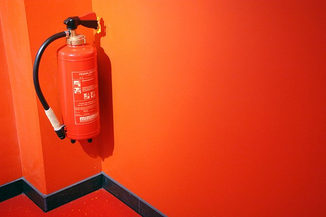 УГИБДД опровергло случай бездействия инспекторов ДПС при тушении авто на трассе