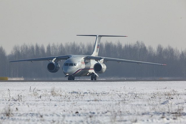 В самолет для транспортировки альпиниста Гукова попала птица