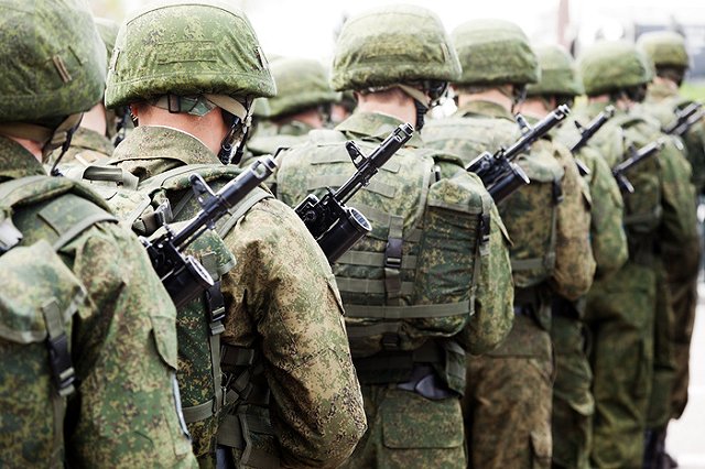 В России отменили возрастное ограничение для прохождения службы по контракту