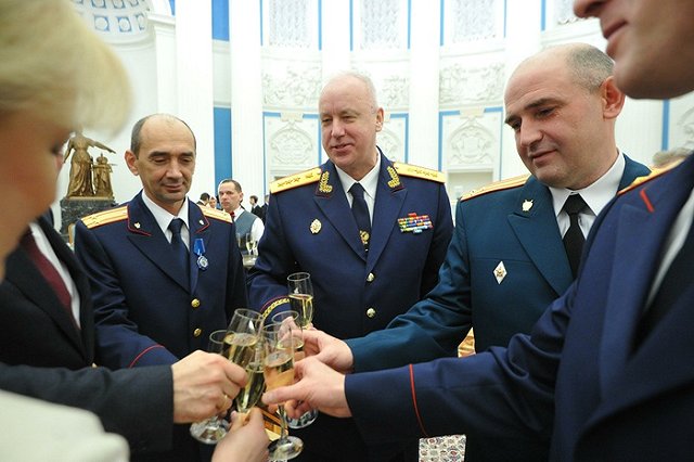 В Кремле прокомментировали сообщения о просьбе Бастрыкина об отставке