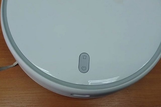 Житель Екатеринбурга пожаловался на матерящийся пылесос-робот из DNS