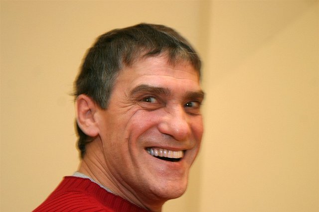 Актера Валерия Гаркалина избили в Москве