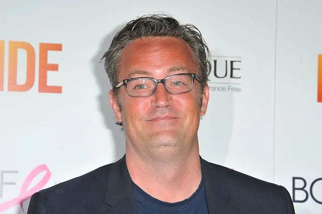 Мэттью Перри употреблял наркотики на протяжении всех сезонов «Друзей»