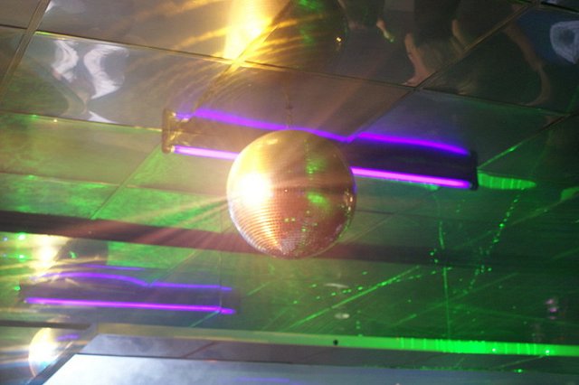 СМИ: Охранники «ПоDZемки» избили трех пьяных полицейских