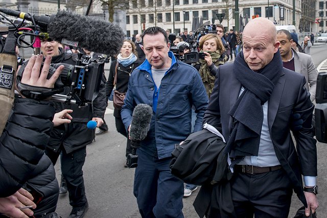 Адвокат: Абдеслам осознанно не подорвал себя в Париже