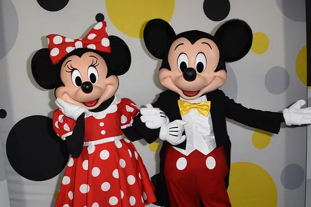 Мышонок Микки Маус отмечает 90-летний юбилей