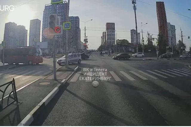 В утренней аварии с автобусом на Щорса пострадали ребенок и пенсионерка