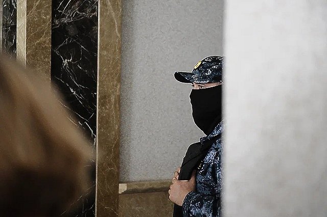 Житель Серова получил 3 года тюрьмы за убийство собаки