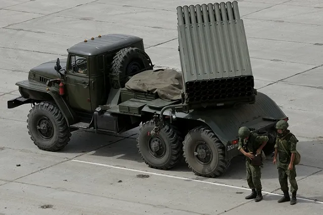 Киев обвинил ДНР в обстреле собственных сел с целью провокации