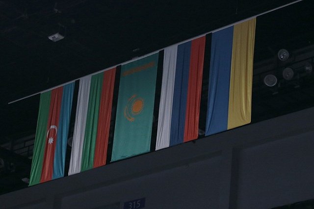 Спортивная аэробика: наши школьницы взяли золото на чемпионате в Баку