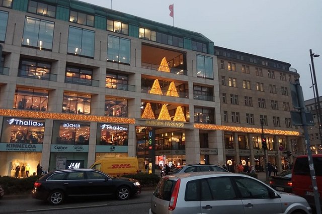 Всего 1% свердловчан провели новогодние каникулы за границей