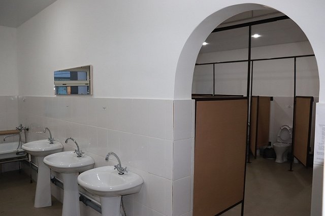 В нижнетагильской колонии сделали евроремонт в туалетах