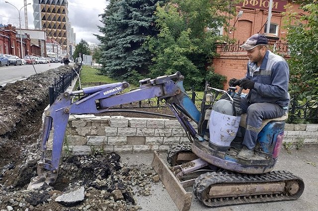 В Екатеринбуре археологи усложнили «Бруснике» перестройку памятника в бистро