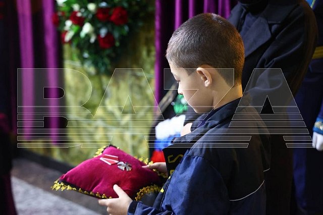 В Екатеринбурге простились с пилотом, убитым во время угона Ми-8 на Украину