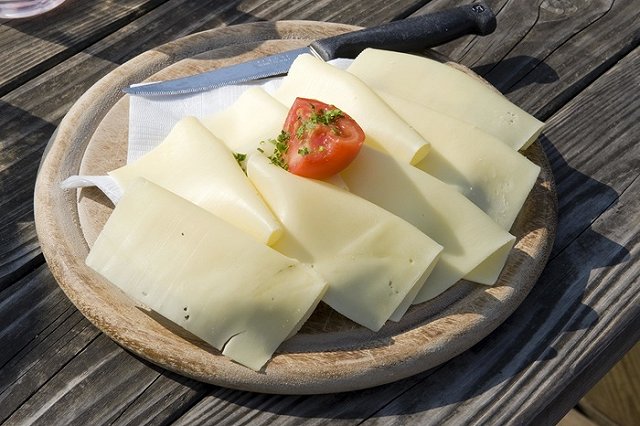 Эксперты назвали лучшие сыры
