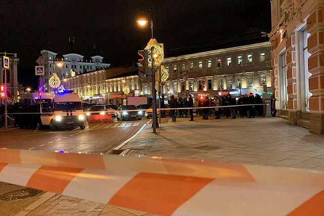 Из рядов ФСБ уволили сотрудников, которые снимали стрельбу на Лубянке на камеры