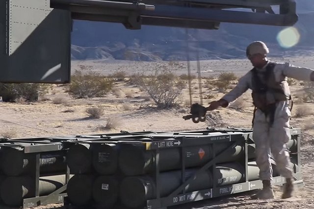 Канцлер ФРГ указал на этические аспекты поставок оружия на Украину