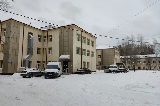 Медики рассказали о состоянии свердловских детей, которых нашли в квартире с трупами