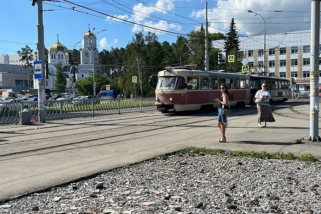 Столичный эксперт пояснил, почему не пользуется в Екатеринбурге общественным транспортом
