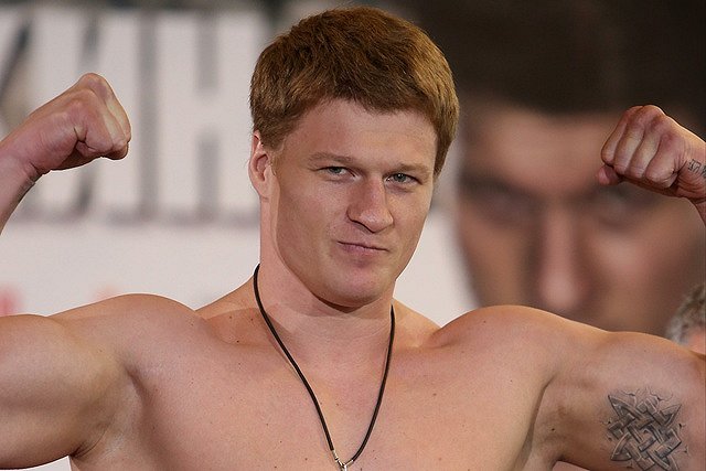 Поветкин нокаутировал камерунца Такама