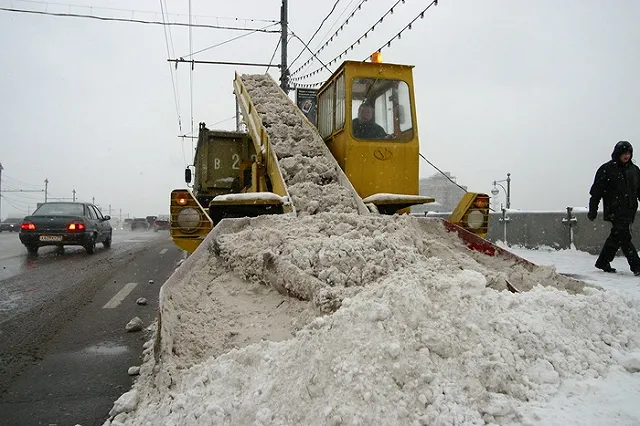 Астахов назвал виновных в смерти девочки, «погребенной» снегоуборщиком