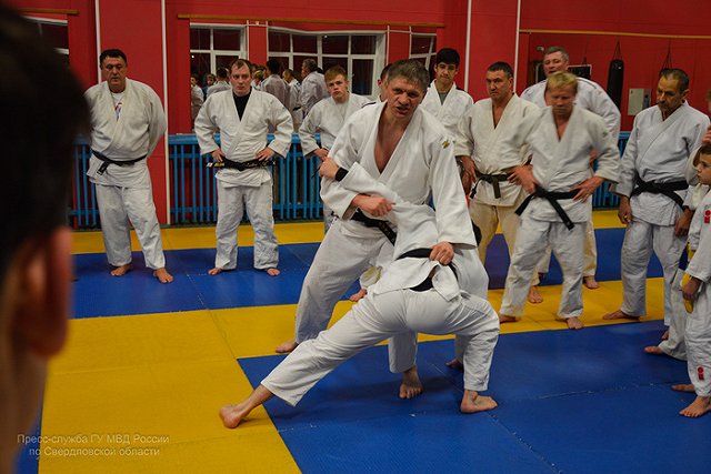 Общество «Динамо» получило мастер-класс от Олимпийского чемпиона Юрия Стёпкина