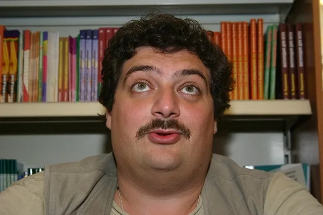 Писатель Дмитрий Быков впал в кому