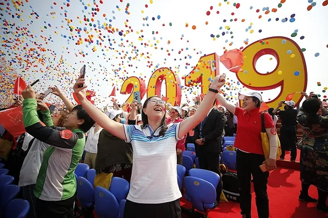 70-летие образования КНР отмечено небывалым военным парадом