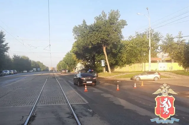 На Эльмаше водитель на Mazda насмерть сбил мужчину на пешеходном переходе