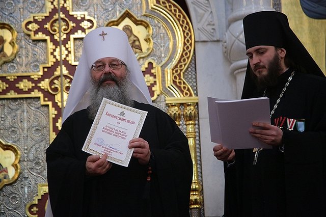 Митрополит Кирилл поблагодарил противников строительства храма-на-драме