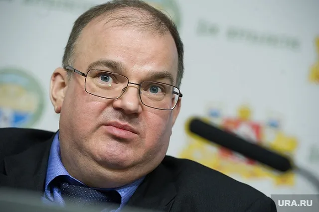 Губернатор Куйвашев наказал главу свердловского минздрава за увольнения хирургов