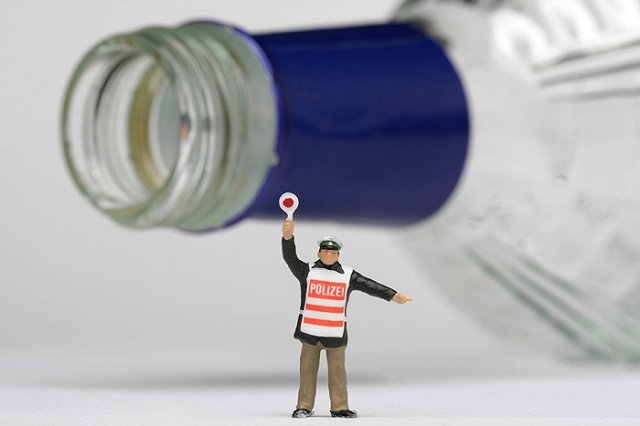 Найдены бактерии, способные гнать алкоголь прямо в кишечнике