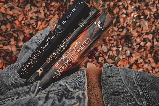 В Алма-Ате мальчики пришли в школу в юбках после гибели восьмиклассника