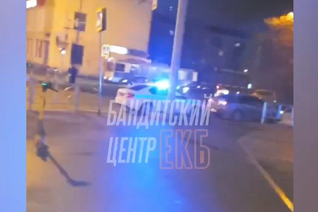 Возле Veer Mall сбили человека