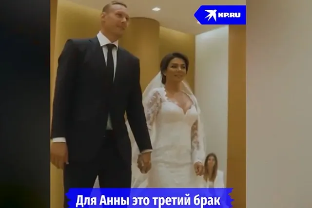 Певица Анна Седокова разводится с мужем