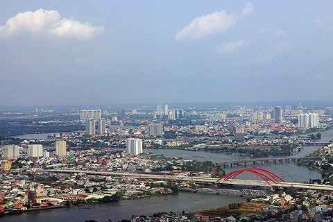 Вьетнамские пилоты пролетели мимо аэропорта