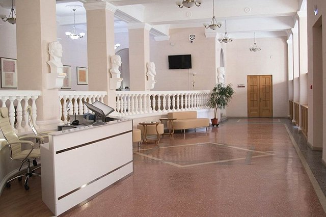 После 10-летнего ремонта открылось главное здание Белинки