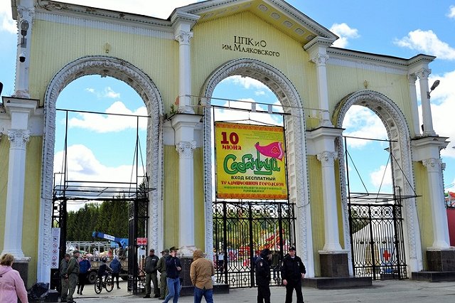 Борьба за аттракционы: в ЦПКиО возник конфликт между новым директором и арендаторами