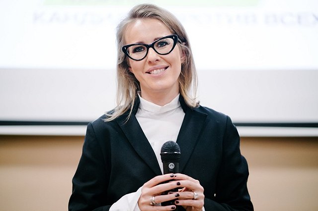 Ксения Собчак прилетит в Екатеринбург для съёмок фильма про схиигумена Сергия