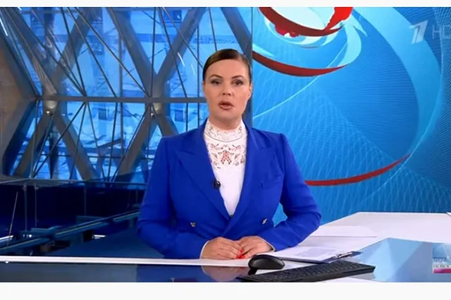 «Весь партер сидел без масок». Ведущая Первого канала усомнилась в эффективности масочного режима