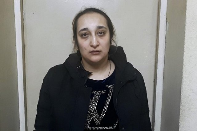 В Екатеринбурге цыганка похитила у 85-летнего мужчины пенсию и скинула его с лестницы