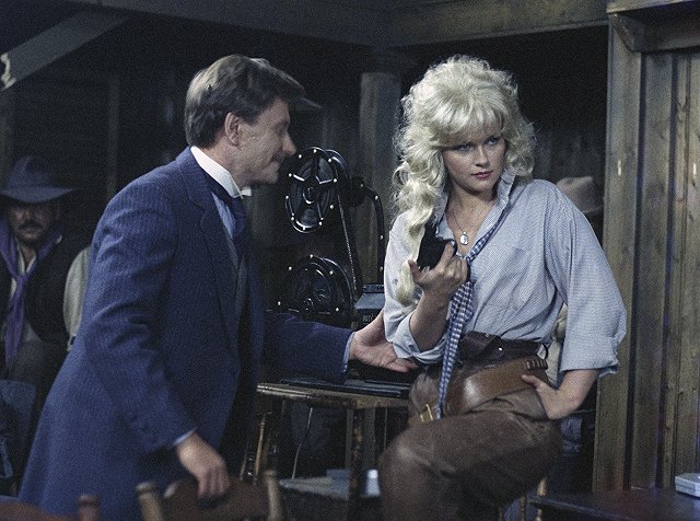 Звезда «Чародеев» рассказала о двухлетней борьбе с раком