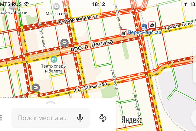 Екатеринбург встал в 10-балльные пробки