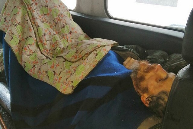 На Байкале спасли истощенного туриста с Урала