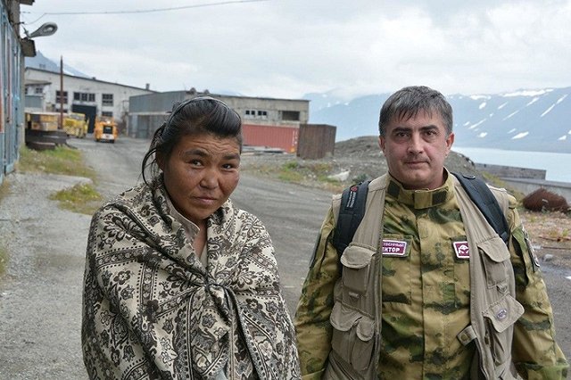 На Чукотке случайно спасли женщину, которая пропала в тундре 2 недели назад — фото